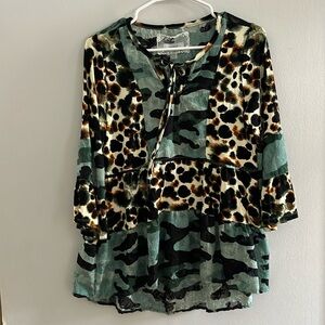Small Cupio animal print blouse